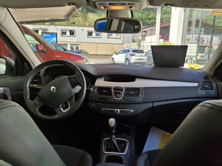 Renault Laguna EXPRESSION DCI 130 CV foto 4